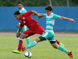 La selección cubana mostró mas ambición en el duelo disputado en el estadio Pedro Morrero. EFE / A. Ernesto