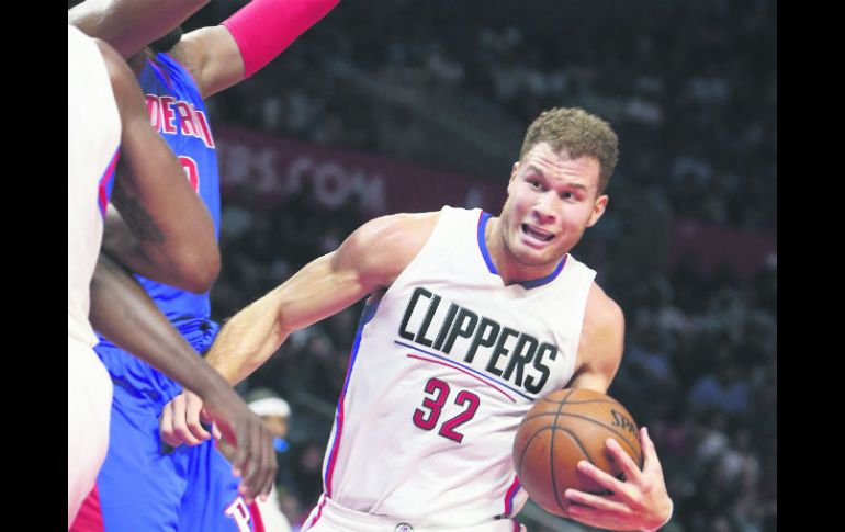 De la mano del alero Blake Griffin, los Clippers triunfaron y con ello permanecen en el segundo sitio de la División Pacífico. AP / C. Cotter