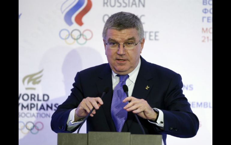 Thomas Bach, presidente del COI, durante una conferencia de prensa. AP / A. Zemlianichenko