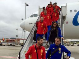 La expedición española partió del aeropuerto Madrid Barajas Adolfo Suárez. TWITTER / @SEFutbol