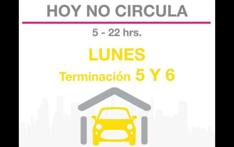 Los automóviles deberán aprobar la verificación de emisiones vehiculares cada semestre. TWITTER / @HoyNoCircula_mx