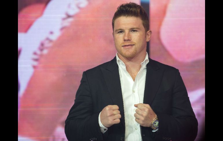 El canelo agradeció la presencia de sus seguidores y se dijo preparado para salir con la victoria. MEXSPORT / ARCHIVO