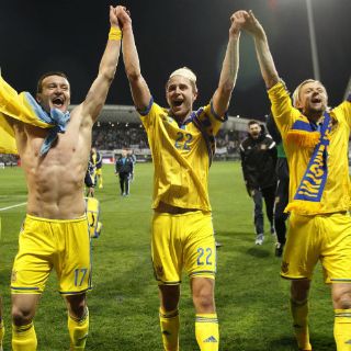 Ucrania clasifica a la Eurocopa