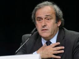 Michel Platini continúa suspendido y no podrá hacer campaña para presidencia de FIFA. AFP / ARCHIVO