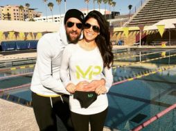 Phelps publicó una foto suya con su prometida y ex reina de belleza Miss California, Nicole Johnson. INSTAGRAM / m_phelps00