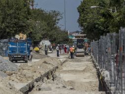 Durante las obras se contará con el apoyo de bandereros, además se apoyará con elementos de la Policía Vial. EL INFORMADOR / ARCHIVO