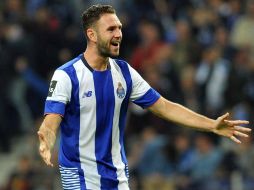 Jesús Corona y Miguel Layún (foto) no están convocados para el próximo partido del Oporto. FACEBOOK /  FC Porto