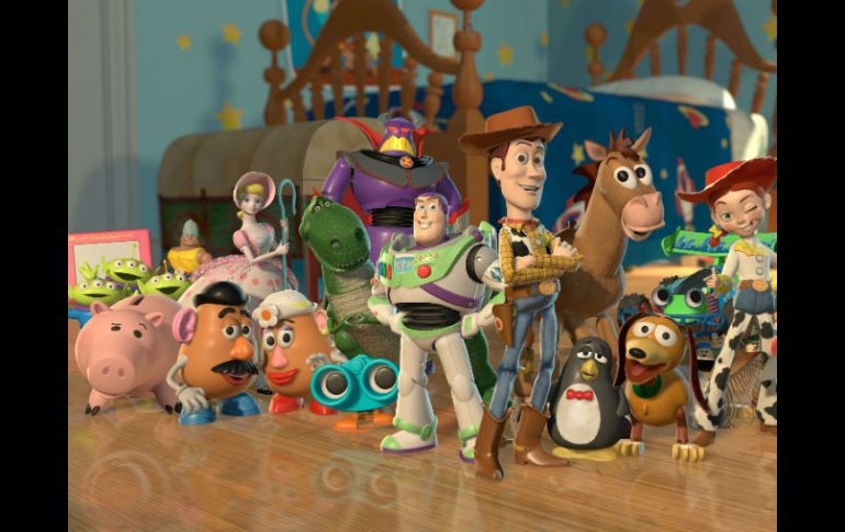 Colorido, una trama profunda y personajes fuera de los estereotipos de Disney convirtieron en 'Toy Story' en la favorita del público. ESPECIAL /