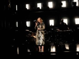 En el fin de semana de lanzamiento, Adele se presentó en importantes programas de televisión para promover su disco. TWITTER / @Adele