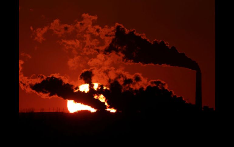 Los gases de efecto invernadero en la atmósfera alcanzaron nuevos niveles máximos. AP / ARCHIVO