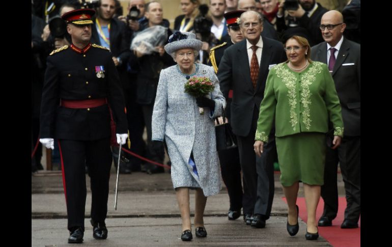 La reina ya no realiza largos viajes y es poco probable que asista a la cumbre del 2017. EFE / T. Melville