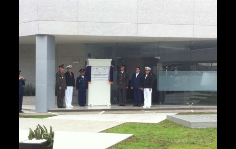 Al acto acudieron el gobernador Aristóteles Sandoval, el general Salvador Cienfuegos y el almirante Francisco Soberón. ESPECIAL /