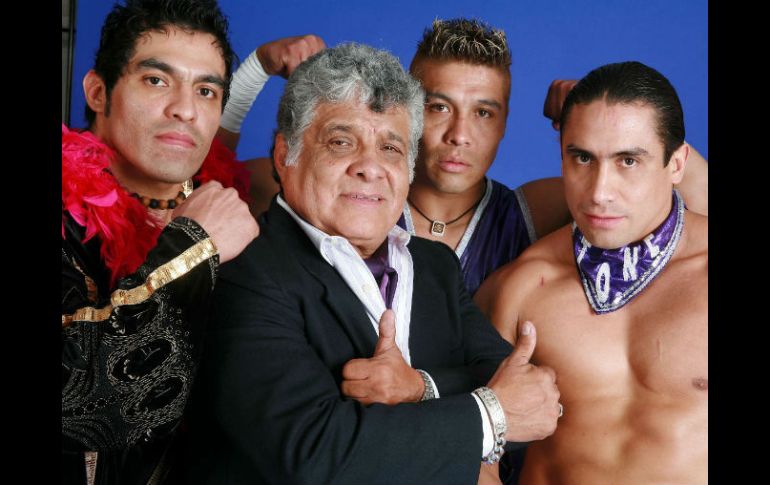 Al ex luchador le sobreviven sus hijos Super Caló, Alan y Chris Stone, quienes sigueron sus pasos en los cuadriláteros de México. MEXSPORT / ARCHIVO