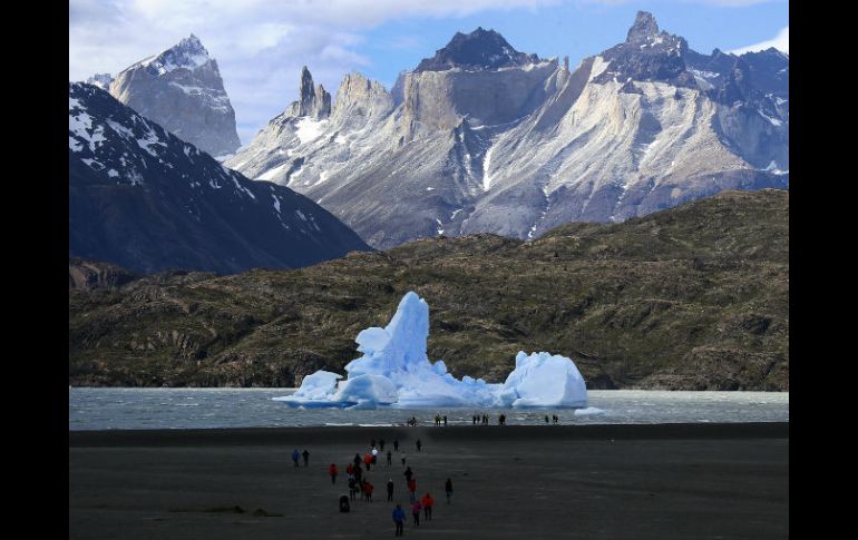 Maravilla natural. El Glaciar Grey registra una alta producción de témpanos. EFE /