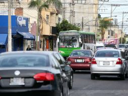 En la avenida circulan diversas rutas de camiones, algo que genera tráfico y varios accidentes. EL INFORMADOR / M. Vargas