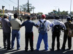 Los docentes de las regiones de Tuxtepec, Valles centrales, Cañada, Istmo, Mixteca y Sierra ya marchan. SUN / ARCHIVO