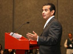 Antonio Villaraigosa, uno de los invitados al evento que se celebrará en el marco de la FIL. EL INFORMADOR / ARCHIVO