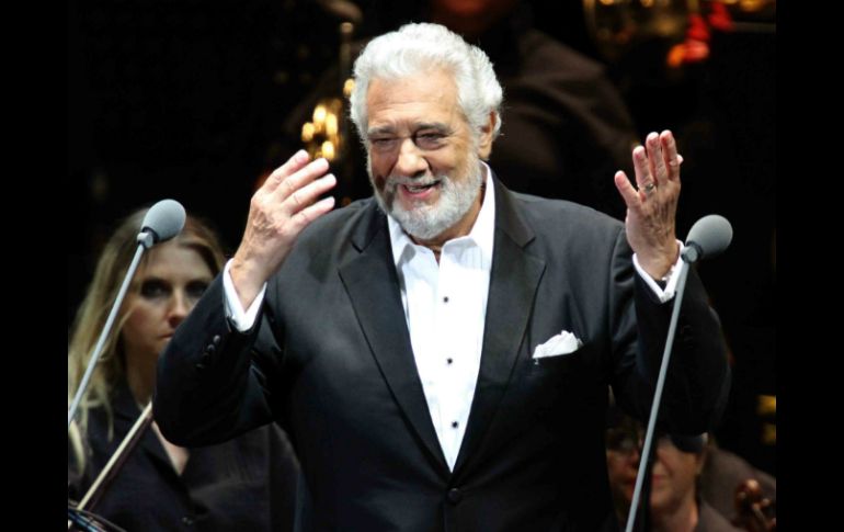 Plácido Domingo confesó que se sigue poniendo nervioso antes de cada actuación, algo que no le pasa cuando dirige. NTX / ARCHIVO