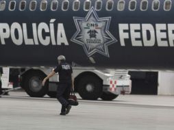 El personal llega a bordo de los aviones Boeing 727 a los aeropuertos de Acapulco y Chilpancingo. NTX / ARCHIVO