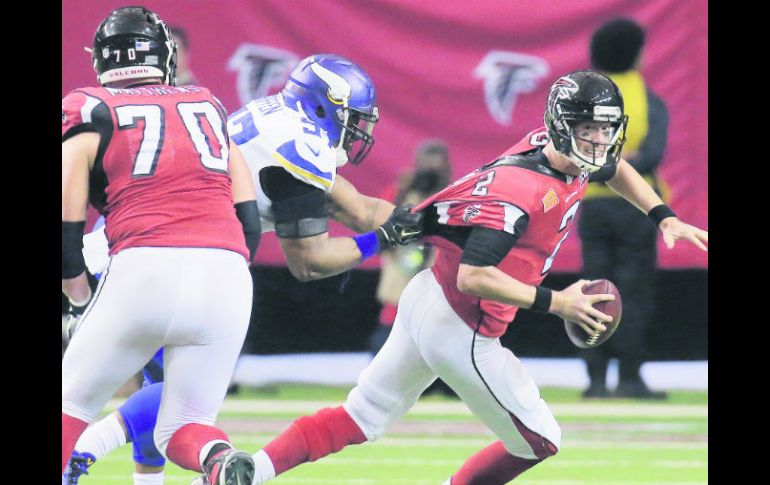 Los Falcons, pese a su marca de seis ganados por cinco perdidos en lo que va de la campaña, aún  podrían colarse a los Playoffs. AP / C. Compton