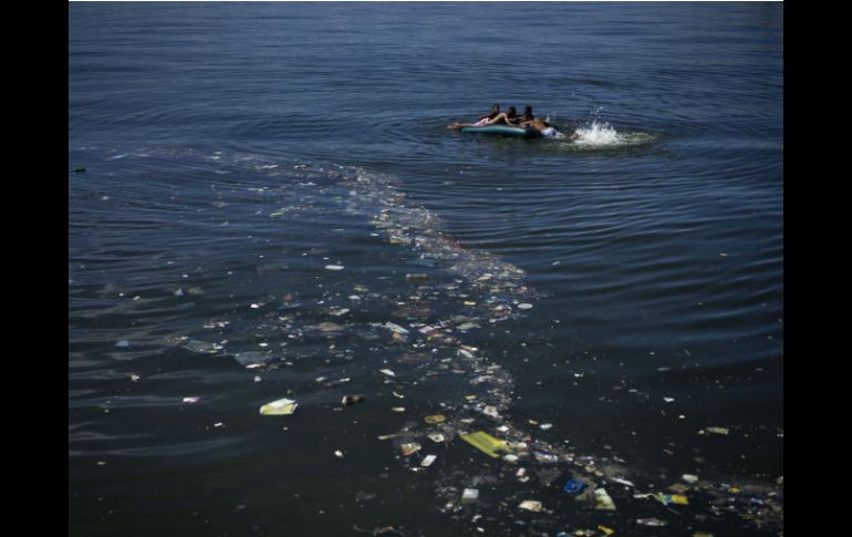 Las aguas de Río de Janeiro están 1.7 millones de veces más contaminadas que en Europa o Estados Unidos. AP / F. Dana