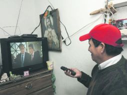 Los hogares que no obtuvieron un televisor digital, tendrán que hacer el cambio por sus propios medios. EFE /