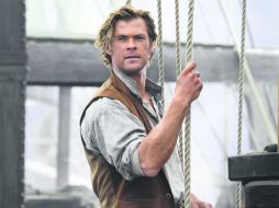 Chris Hemsworth. El actor deja de lado a  Thor para caracterizar a un pescador. ESPECIAL / CORTESÍA WARNER PICTURES