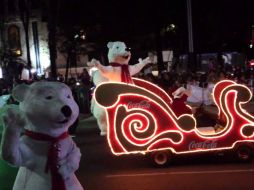 En total serán 17 carros alegóricos, dos tráileres, 25 botargas y más de 65 animadores quienes den vida a la Caravana Coca-Cola. YOUTUBE /