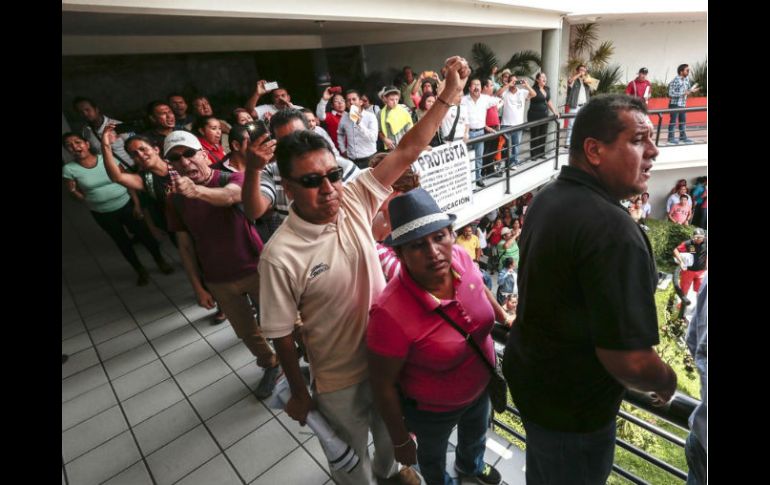 Anunciaron que ya preparan acciones en tres sentidos, uno de ellas la vía jurídica para defender los derechos de los trabajadores. EL INFORMADOR / ARCHIVO