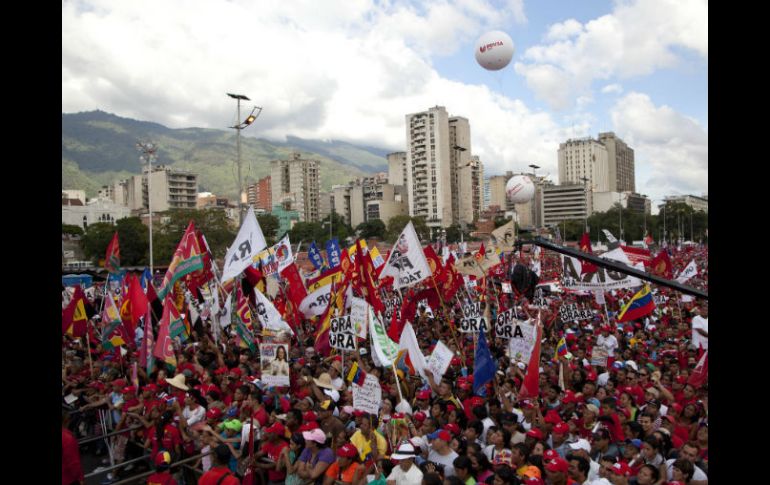 La crisis económica complica las aspiraciones de los candidatos oficiales. AP / A. Cubillos