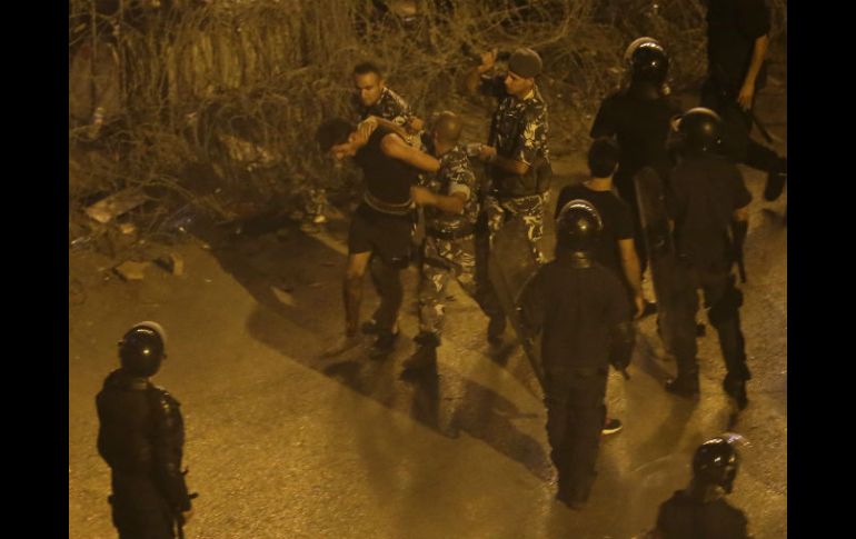 Las fuerzas de seguridad del Líbano intensificaron la búsqueda de sospechosos tras un doble atentado ocurrido el 12 de noviembre. AFP / H. Ammar