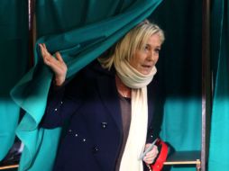 Marine Le Pen disfruta la victoria de su bancada. AP / M. Spingler