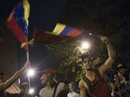 El partido de Capriles pide un país unido y asegura asumir triunfo con humildad. EFE / M. Quintero