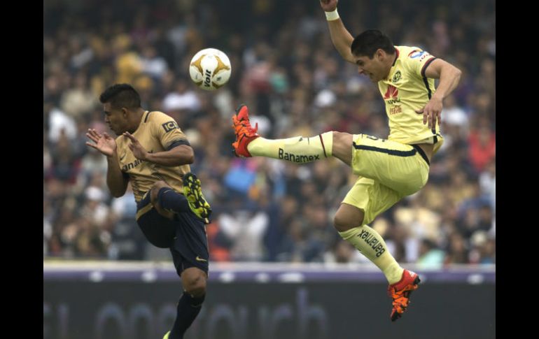 Al minuto 14 del partido disputado este domingo, Cortés y Güemez protagonizaron una jugada que no fue sancionada. AP / ARCHIVO