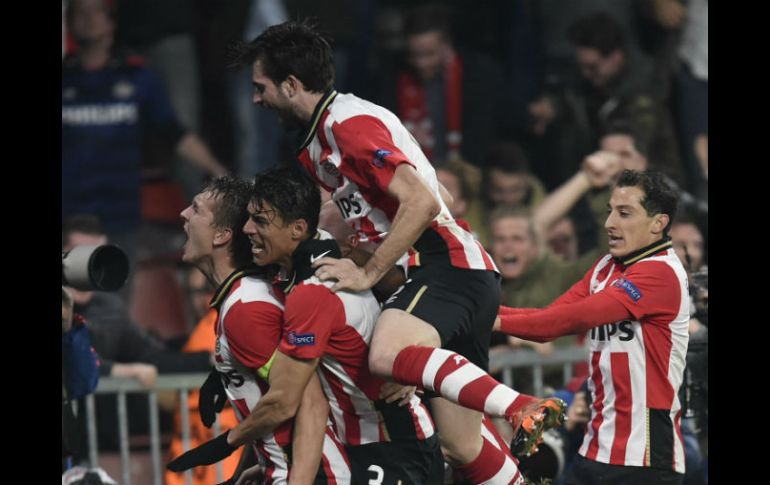 El PSV consiguió su primer boleto a octavos de Champions League desde la Temporada 2006-07, siendo el segundo del grupo B. AFP / J. Thys