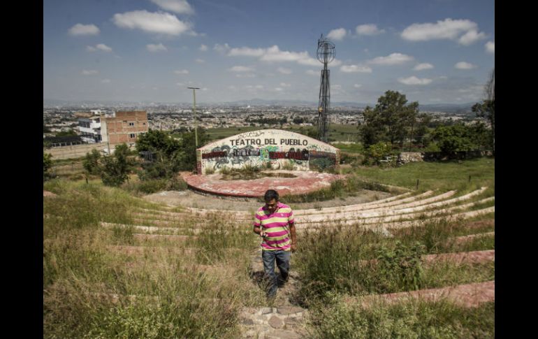 En el Cerro de la Reina se planeaba construir un teleférico y pabellones gastronómicos, de flores y comerciales. EL INFORMADOR / R. Tamayo