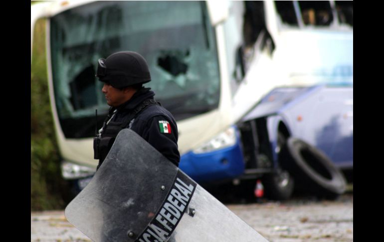 Ayer se registraron protestas contra la aplicación de la evaluación educativa en Chiapas; un profesor murió. NTX / R. de Jesús