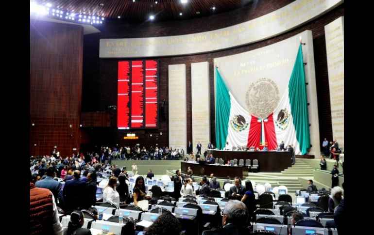 La minuta avalada por los legisladores permite que la ALDF cree la primera Carta Magna de la Ciudad de México. ESPECIAL / FLICKR / Cámara de Diputados