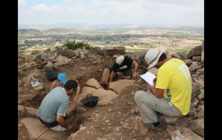 Se cree que las construcciones fueron enterradas bajo las dunas en el año 2000 a.C., pero salieron a la luz debido a las lluvias. ESPECIAL /