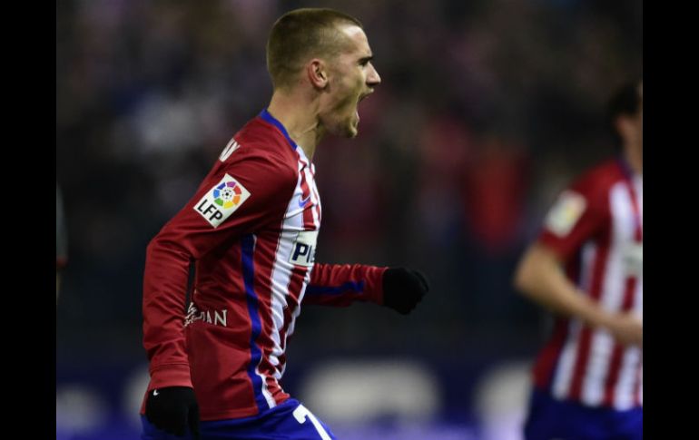 Al 66' el francés dio los tres puntos a los Colchoneros, que ahora comparten la cima de la tabla. AFP / J. Soriano