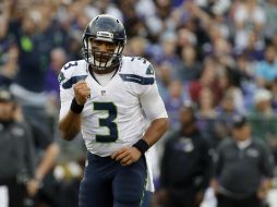 Russell Wilson lanzó cinco pases de touchdown. AP / P. Semansky