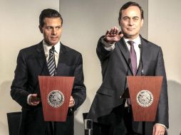 Enrique Peña Nieto encabezó la ceremonia en la que Juan Pablo Castañón rindió protesta como nuevo presidente. SUN / R. Romero