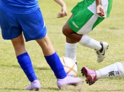 Durante todo el año, una media de 400 niñas participan en actividades futbolísticas. EL INFORMADOR / ARCHIVO