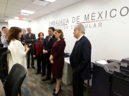 La canciller reconoció la labor de todos los funcionarios consulares. NTX / Especial