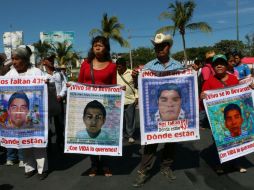 Después del encuentro los padres de los desaparecidos se reunirán en Ayotzinapa con los expertos del GIEI. EFE / F. Meza