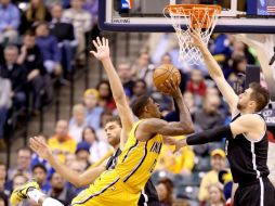 Paul George fue el máximo anotador de los Pacers con 23 puntos anoche ante los Nets. AFP / A. Lyons