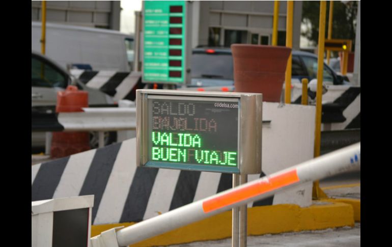 Se tendrá en operación la totalidad de los carriles disponibles y se contará con cabinas móviles para el cobro adelantado. NTX / ARCHIVO