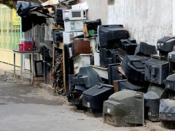 Televisiones analógicas representan riesgo ambiental y sanitario al tirarse en basureros. SUN / ARCHIVO