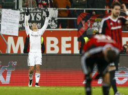 Gracias a los goles de Javier, el Bayer descansará con altas expectativas. AP / M. Schrader