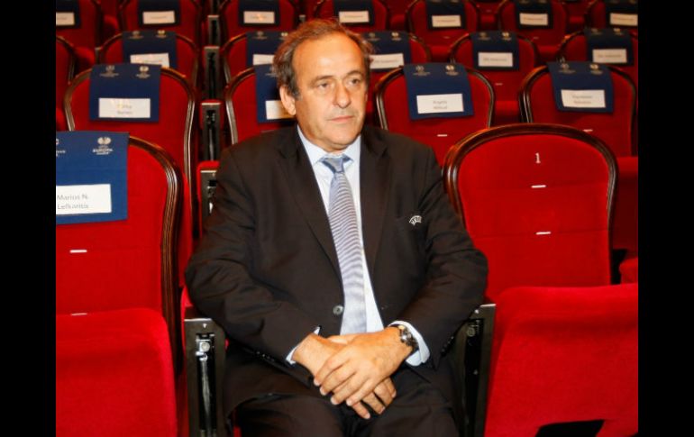 Michel Platini cree ser víctima de una conspiración. AP / ARCHIVO